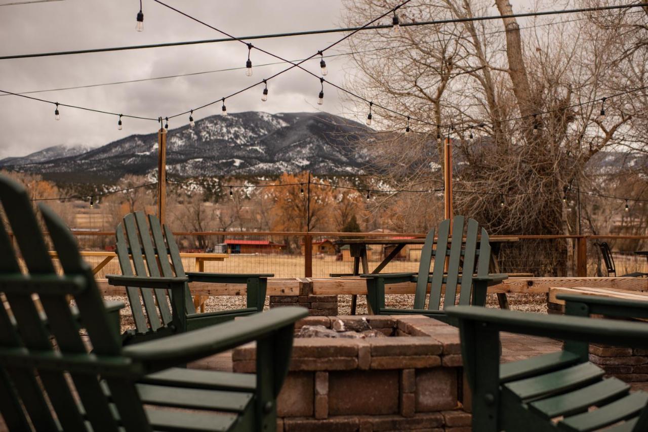 Loyal Duke Lodge Salida Exterior photo