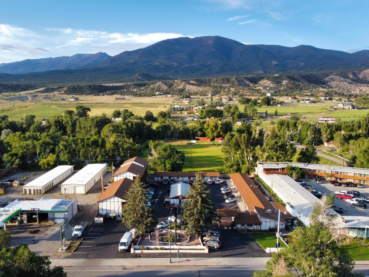 Loyal Duke Lodge Salida Exterior photo